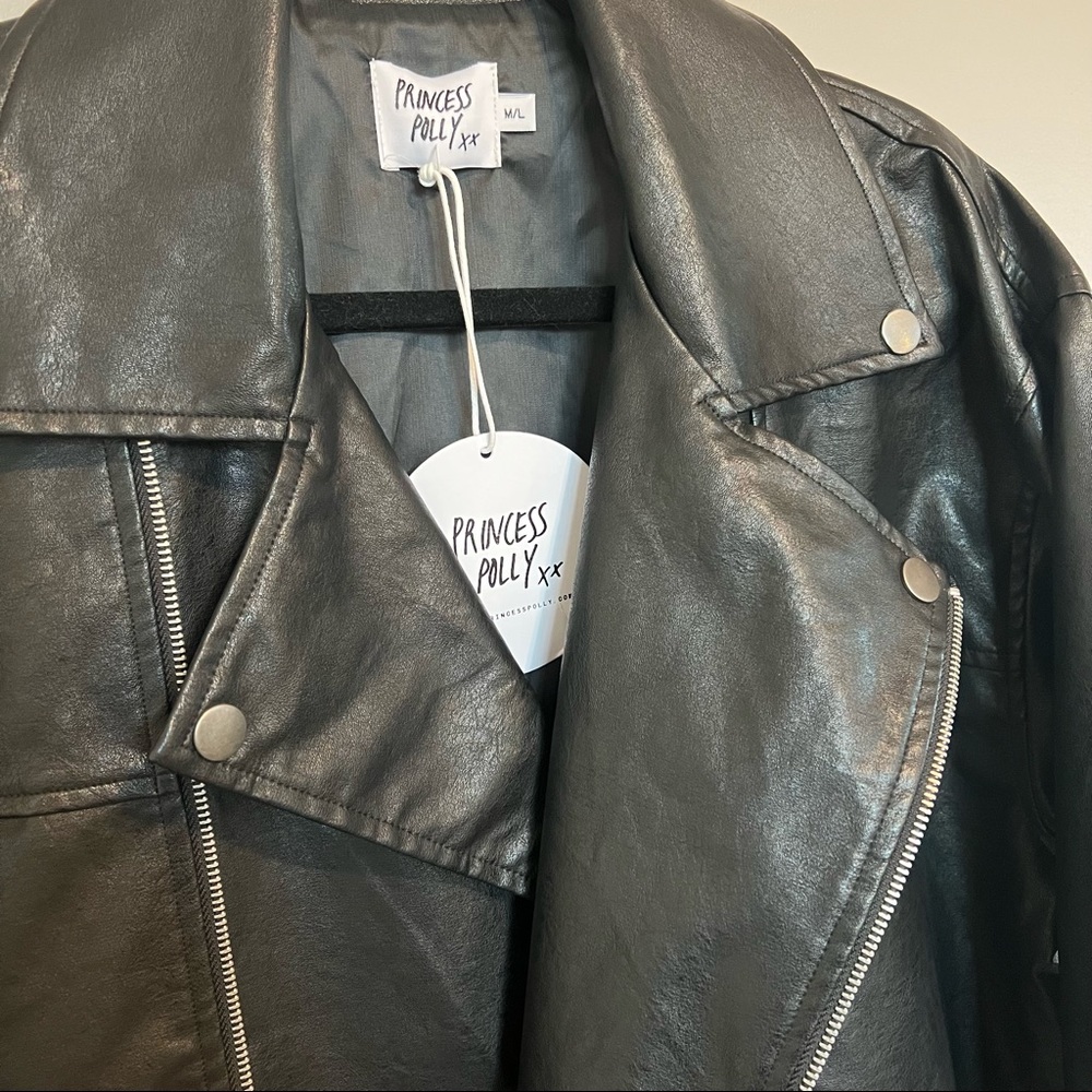 Leather Jacket - Picture 4 of 7